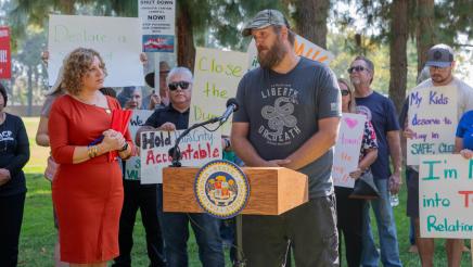 Assemblywoman Pilar Schiavo Hosts Press Conference On Health Impacts From Chiquita Canyon Landfill