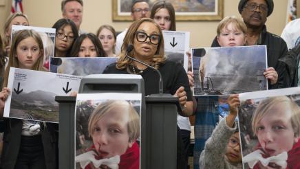 Assemblywoman Schiavo and Local Residents Demand Action on Chiquita Canyon Landfill Crisis